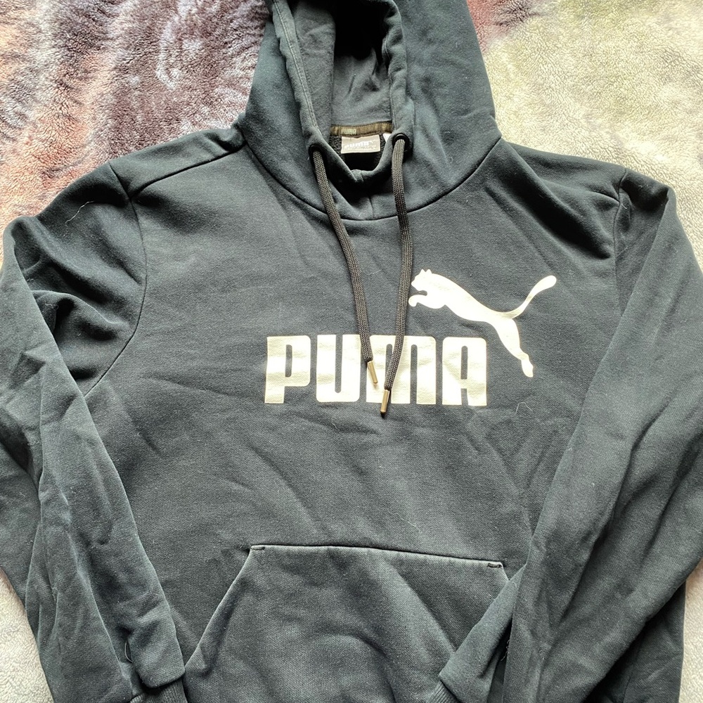 Puma Black Sweatshirt Classic Athletic Design